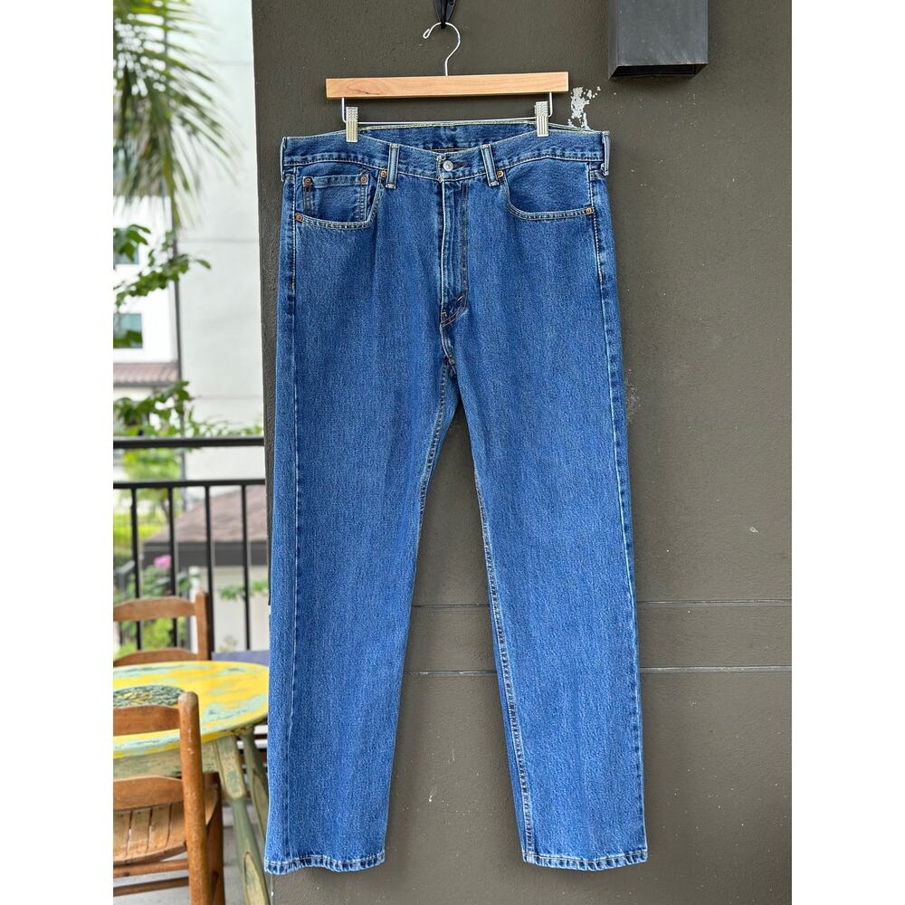 Men’s Levi’s 505 Jeans 38x32 Red Tab Regular Fit Straight Leg Blue Denim